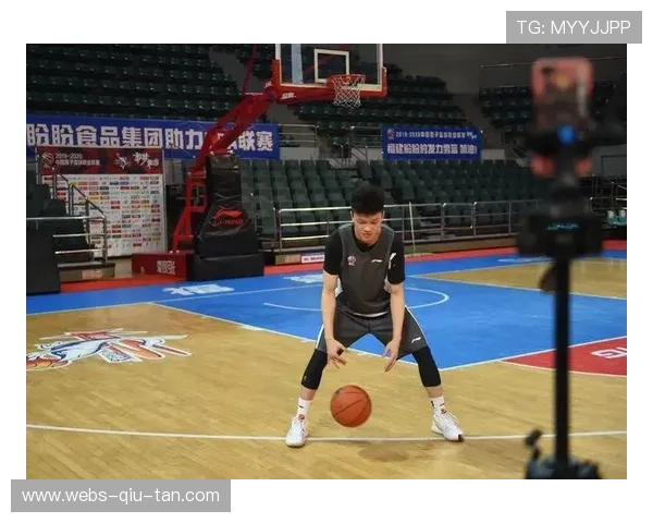 联盟推出线上篮球课程，帮助球迷提升战术理解